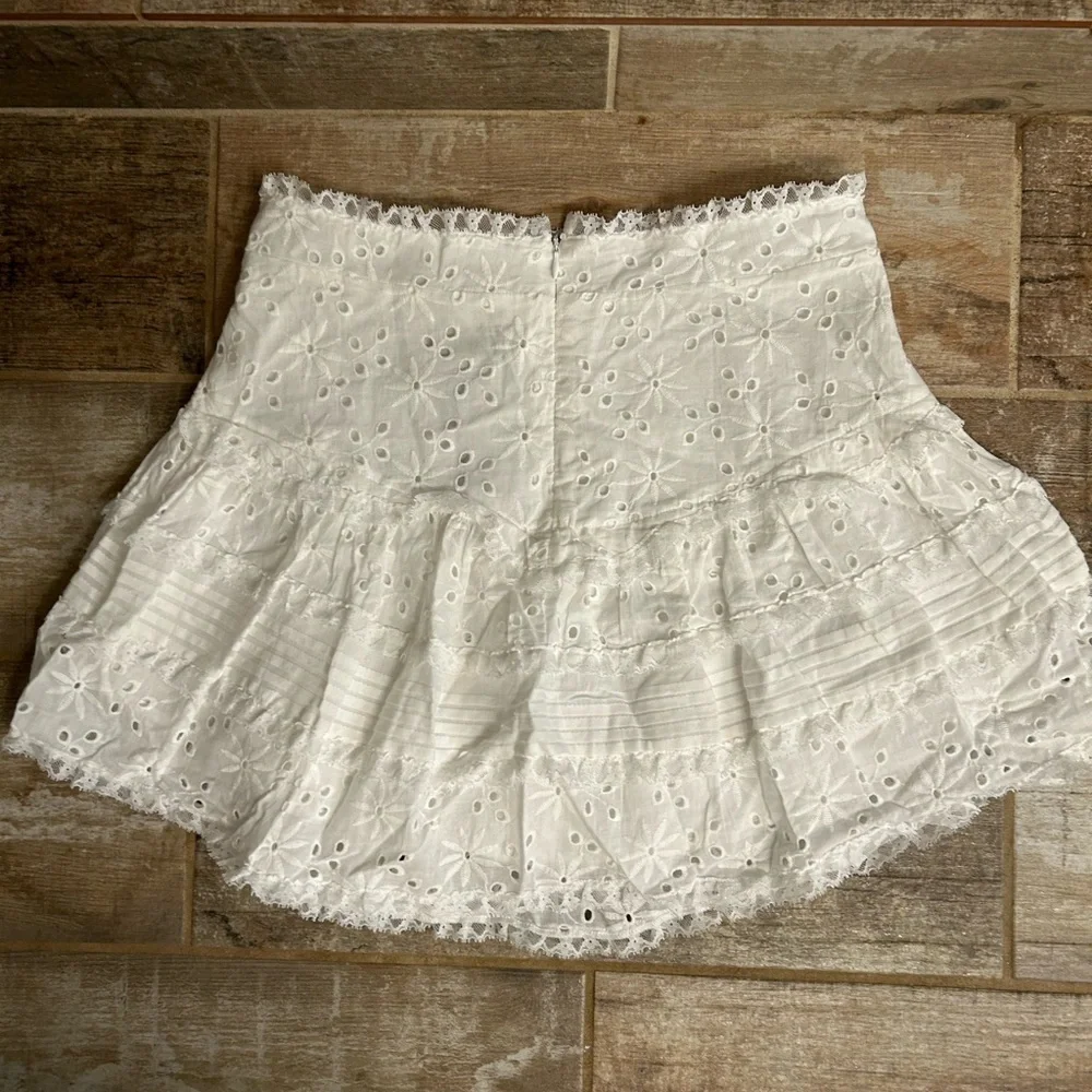 Best Day Ever Eyelet Tiered Mini Skirt - White - LARGE NWT - Picture 4 of 4
